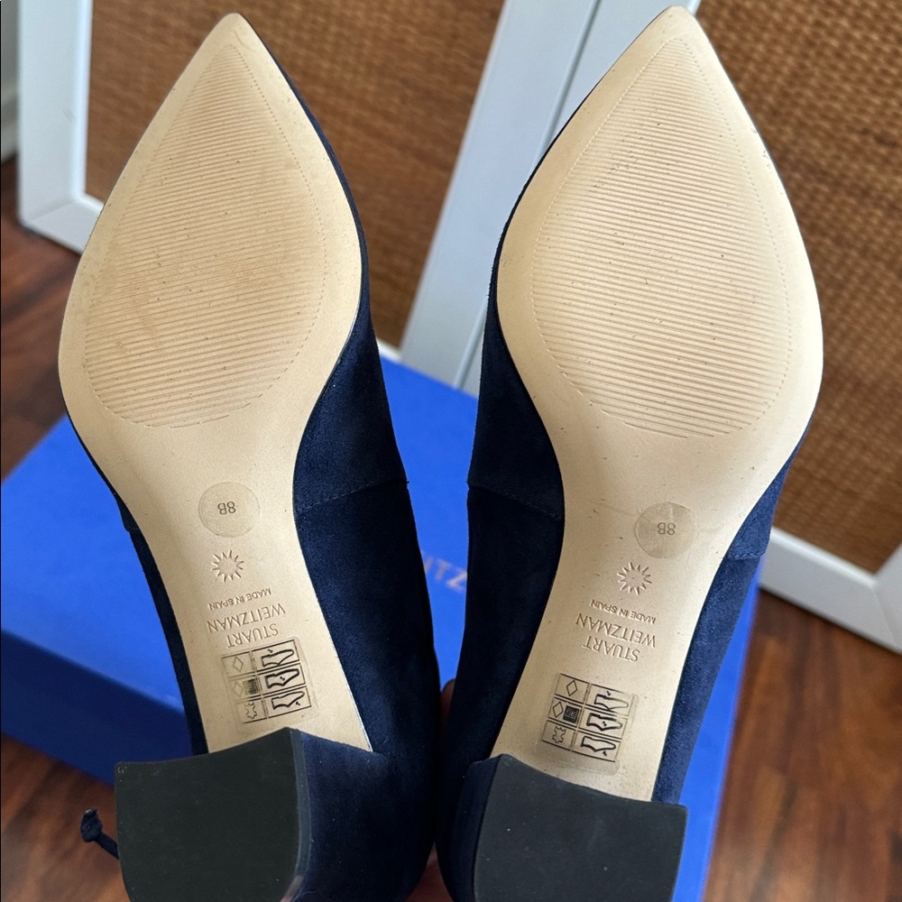 NIB Stuart Weitzman Suede Booties - Picture 5 of 5